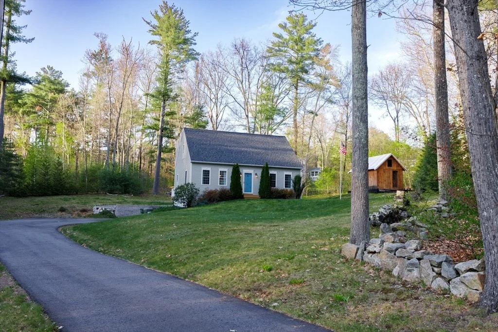 Photo of 15 Oak Dr