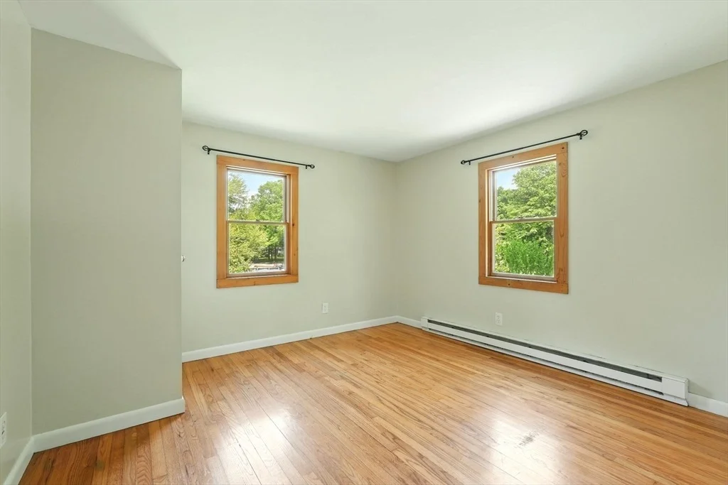 Photo of 161 Farmington Rd