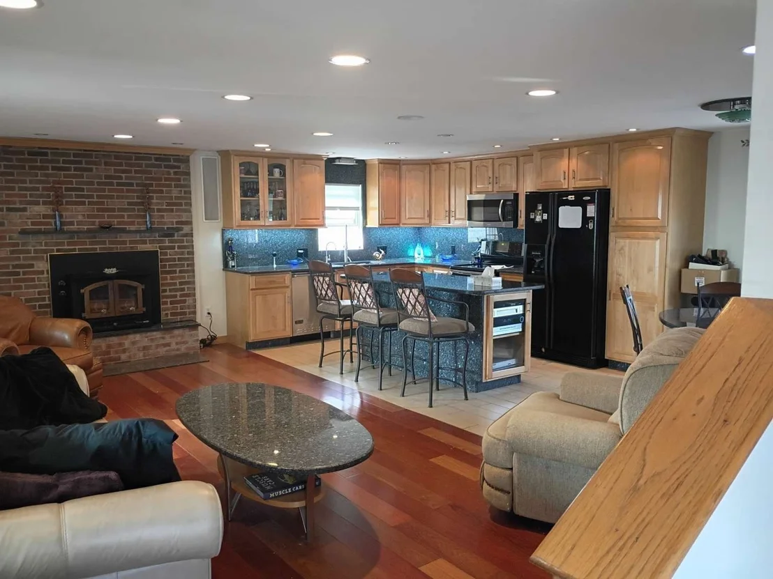 Photo of 6 Tilden Ave