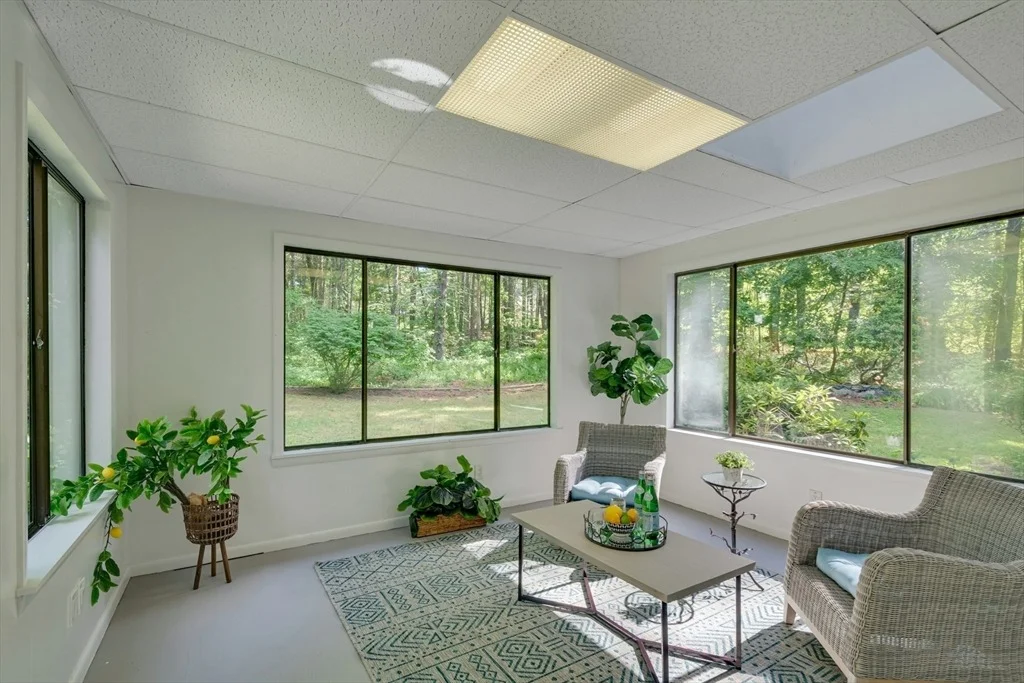 Photo of 141 Trapelo Road