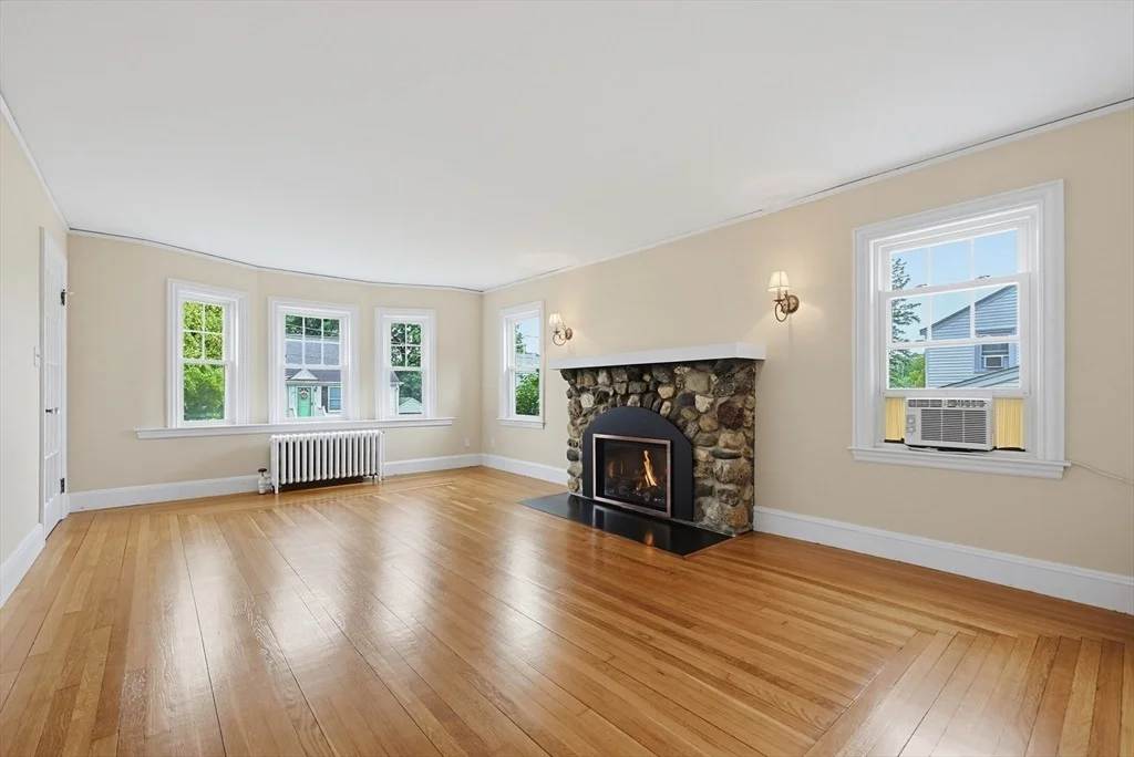 Photo of 255 Madison St