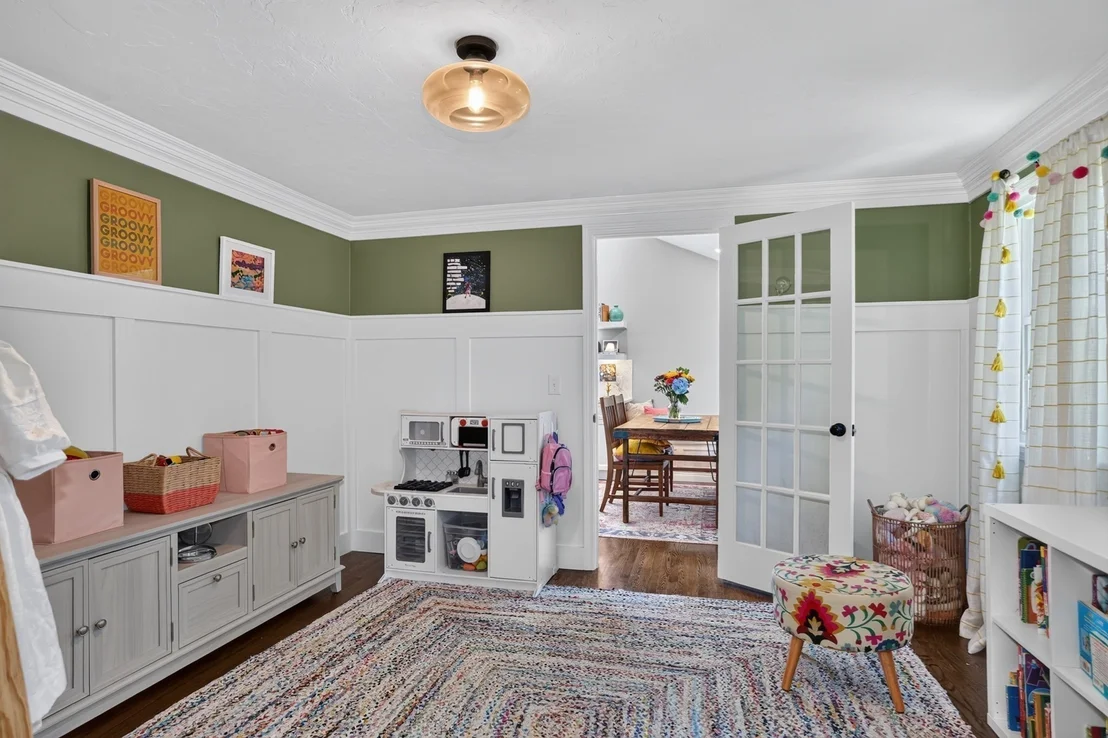 Photo of 18 Coolidge Cir