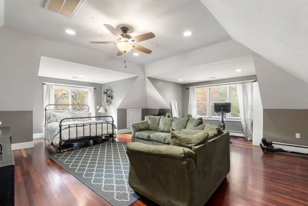 Photo of 75 Walnut Plain Rd