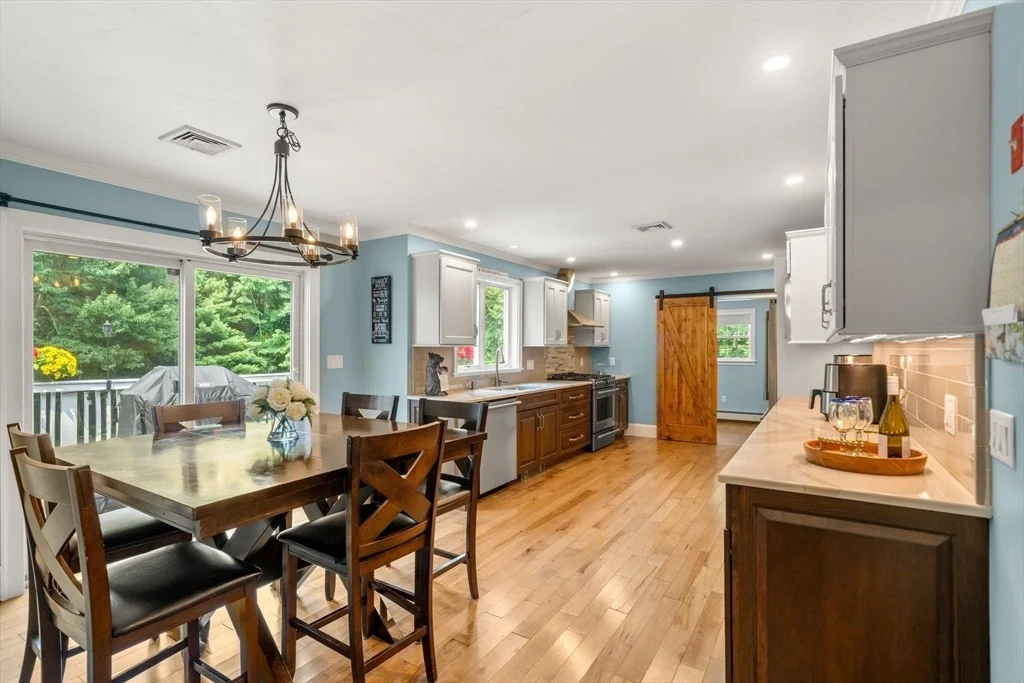 Photo of 359 Holly Rd