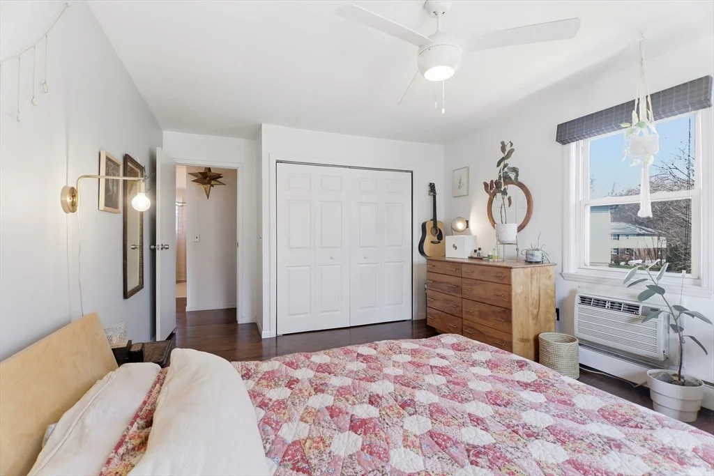 Photo of Unit C at 68 Colonial Cir