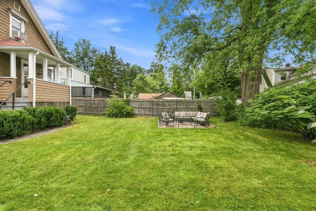 Photo of 16 Beechcrest St