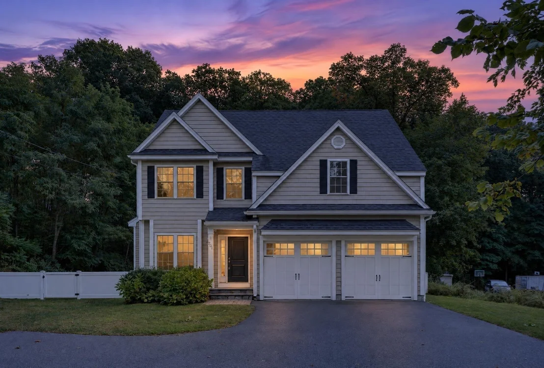 Photo of 201 Boston Post Rd