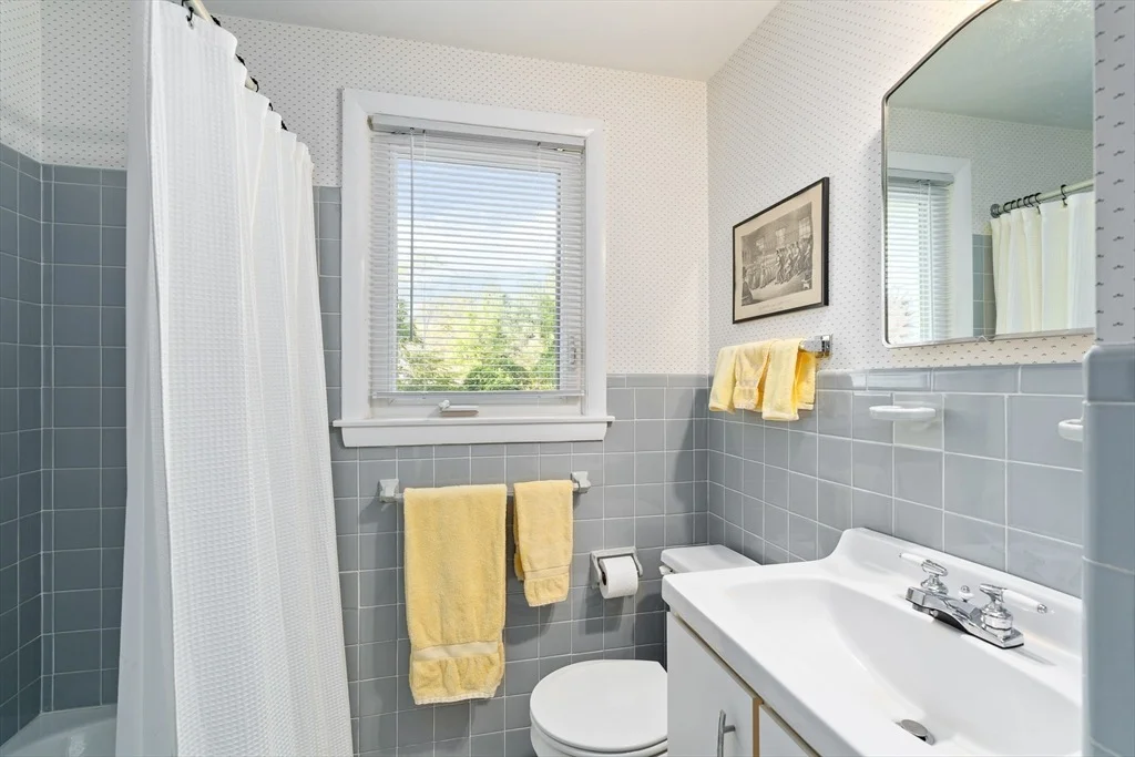 Photo of 13 Harlow Dr