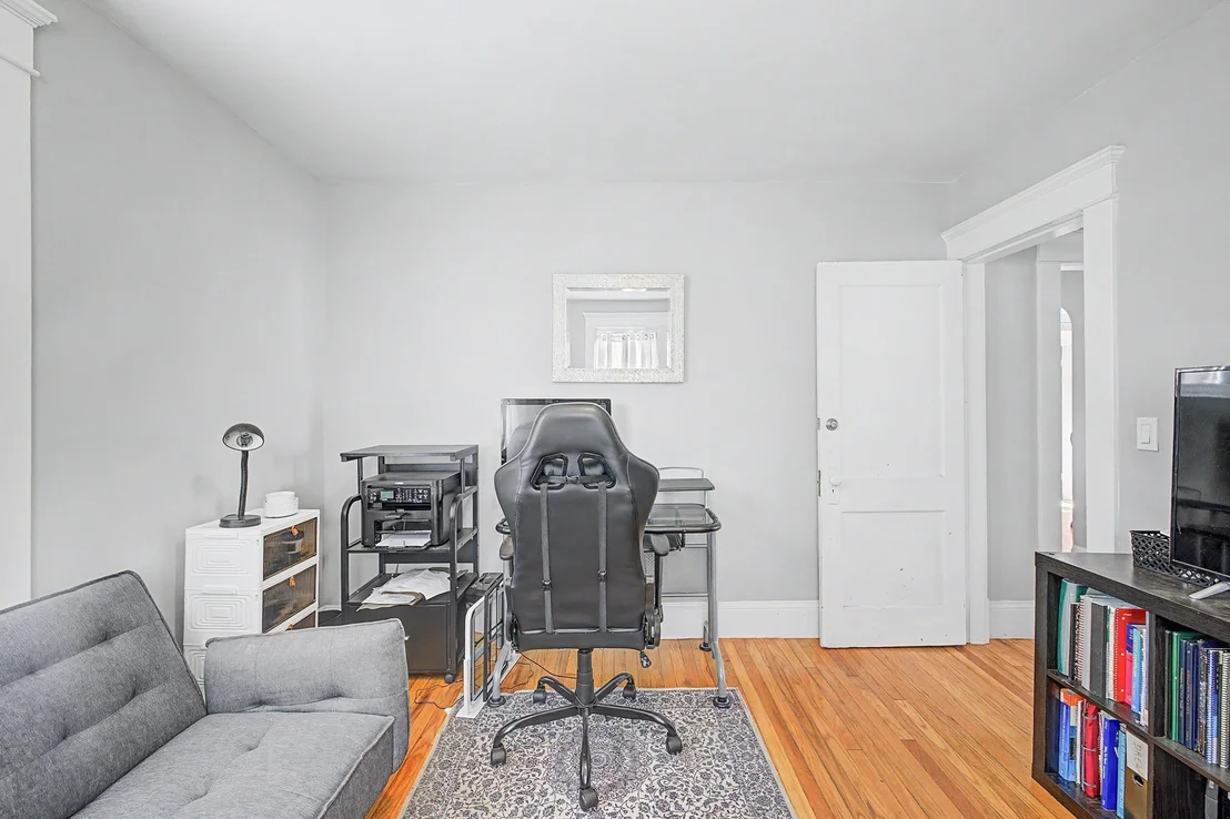 Photo of 419 Hillside Ave