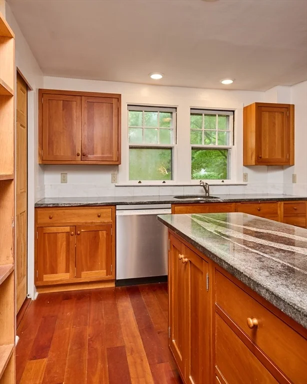 Photo of 9 Mcclure St