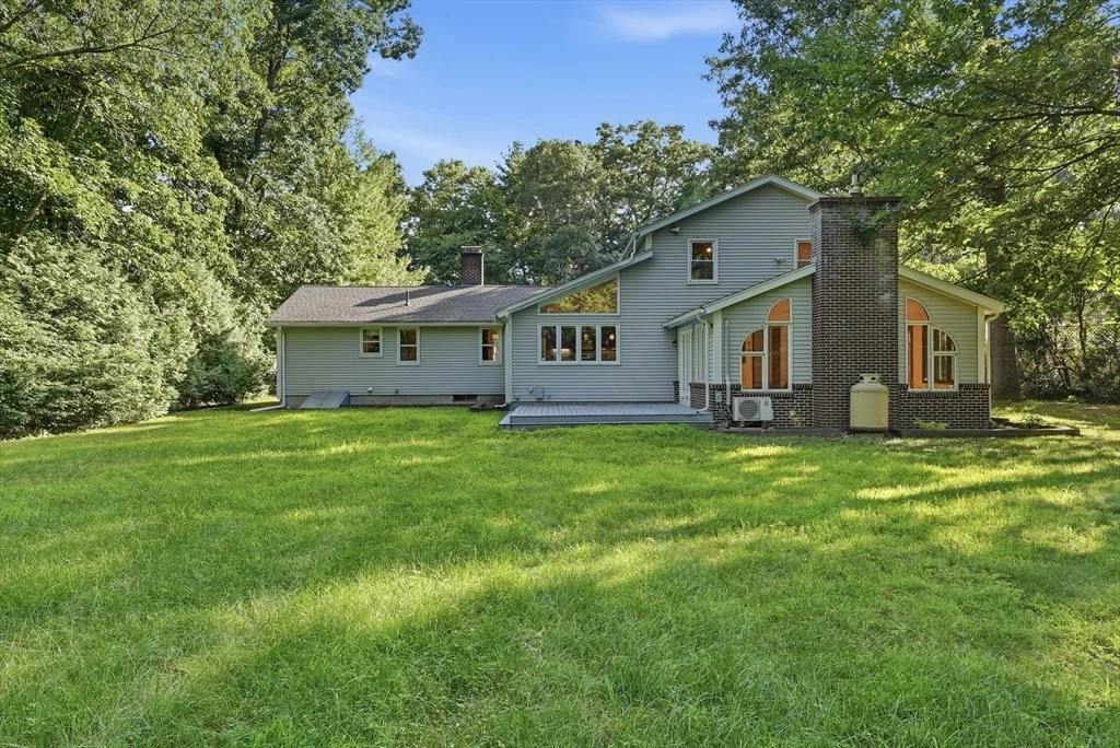Photo of 291 Pochassic Road
