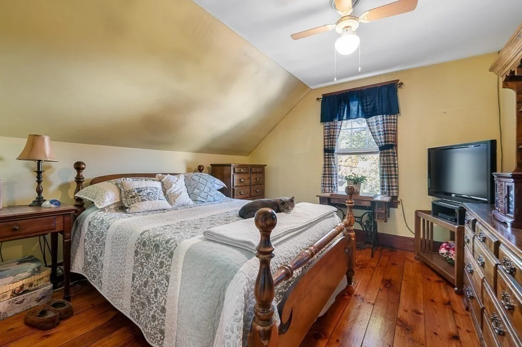 Photo of 22 Anderson Ave