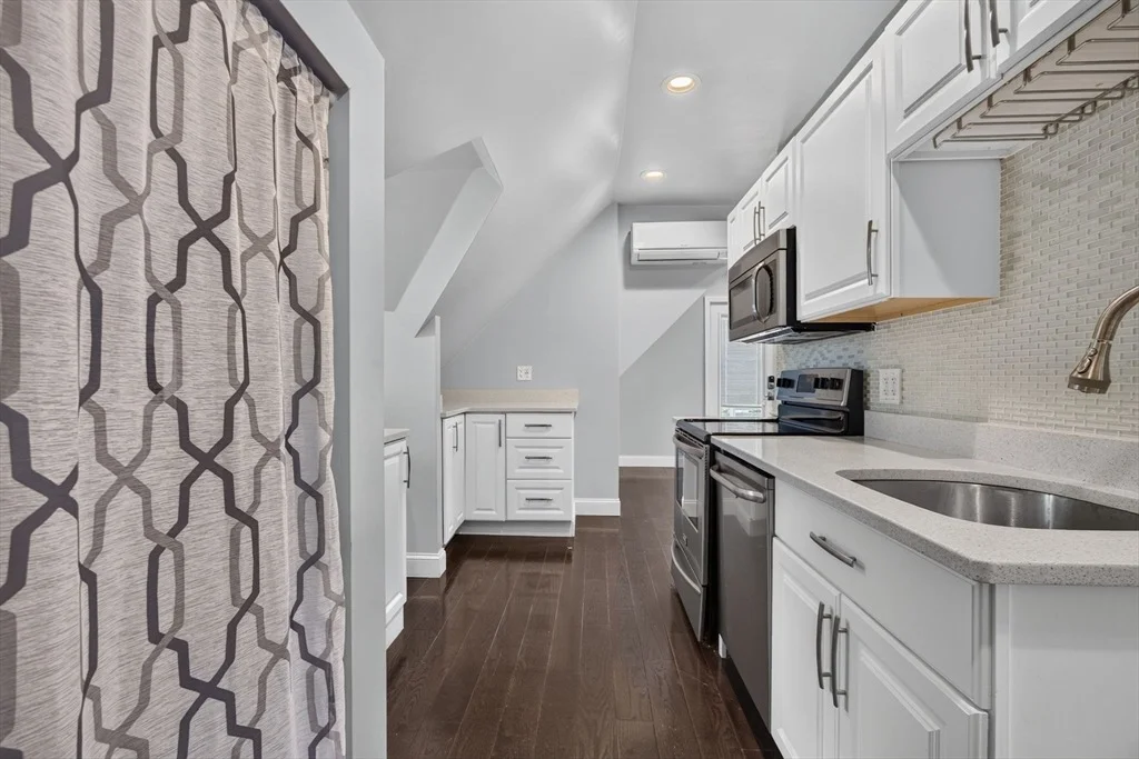 Photo of 18 Henry St