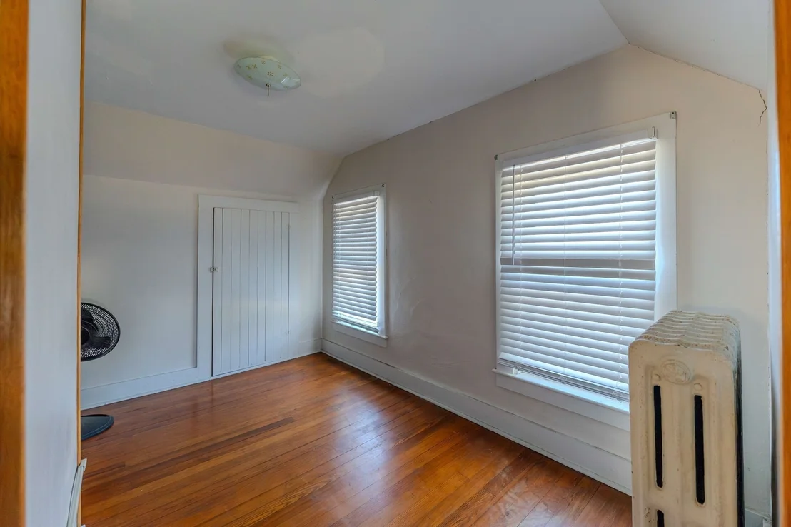 Photo of 16 Chapel St