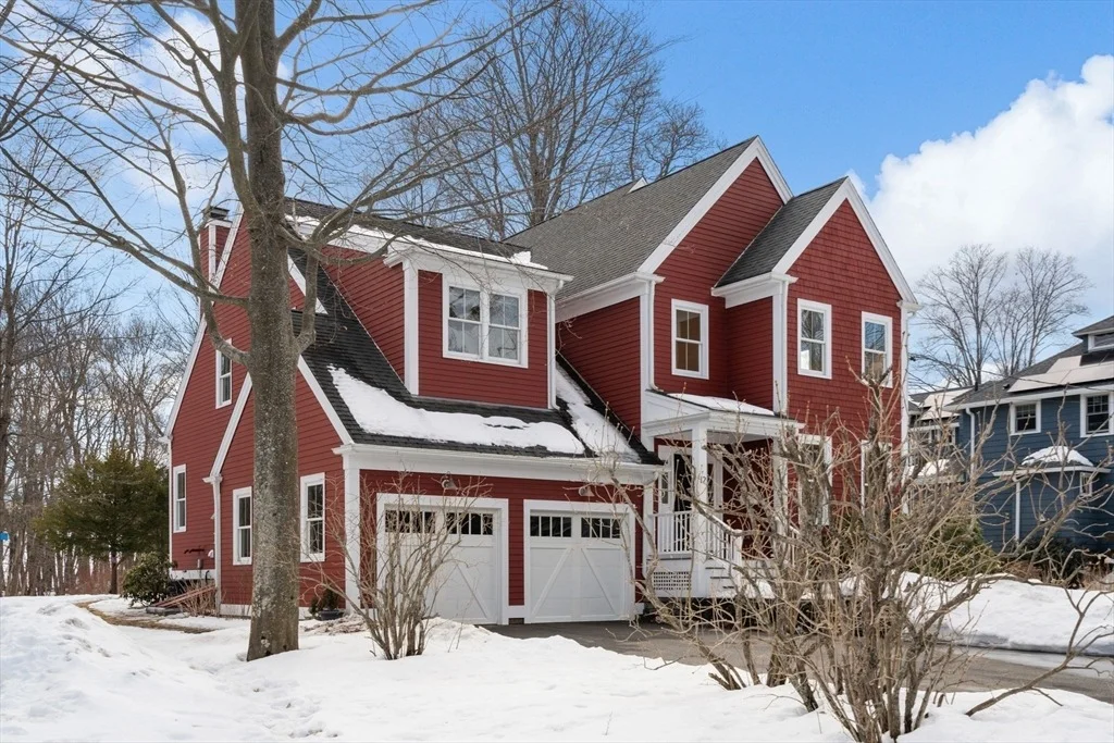 Photo of 12 Vaille Ave