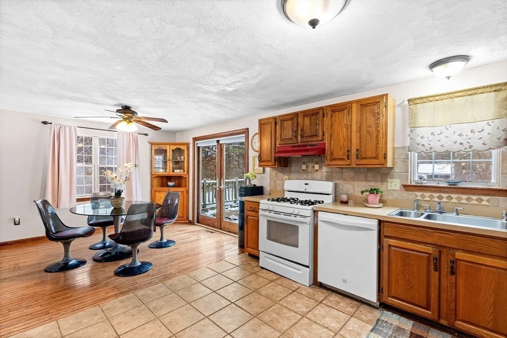Photo of 37 Triangle Cir