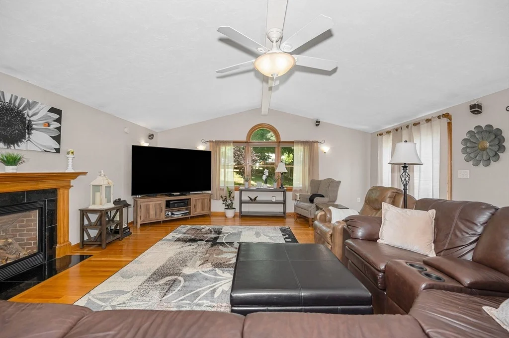 Photo of 6 Surrey Rd