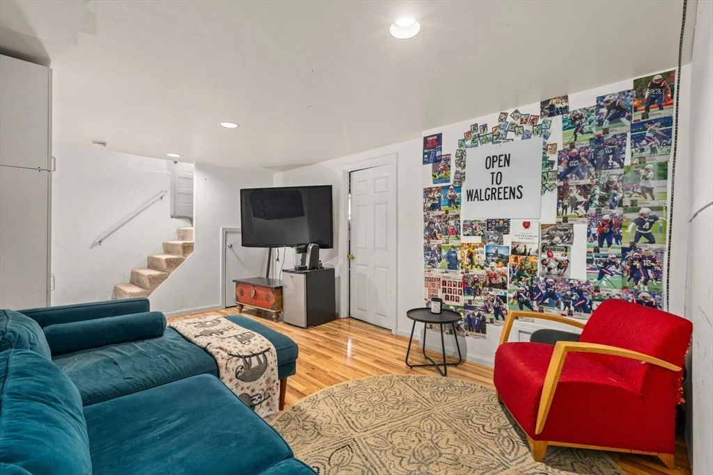 Photo of 24 Holland St