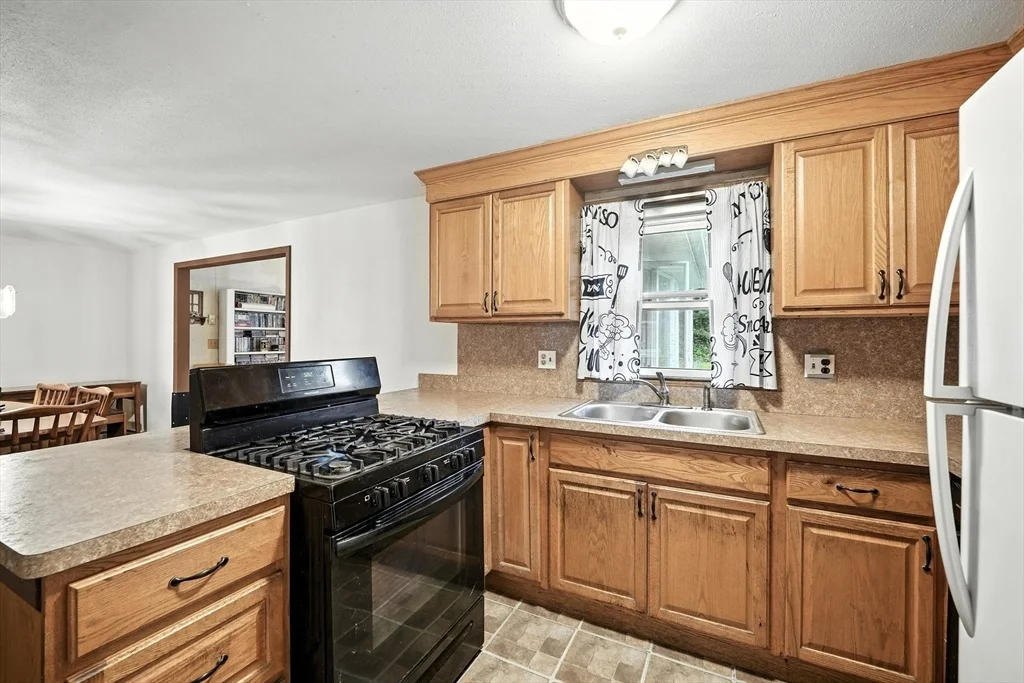 Photo of 43 Colony Dr