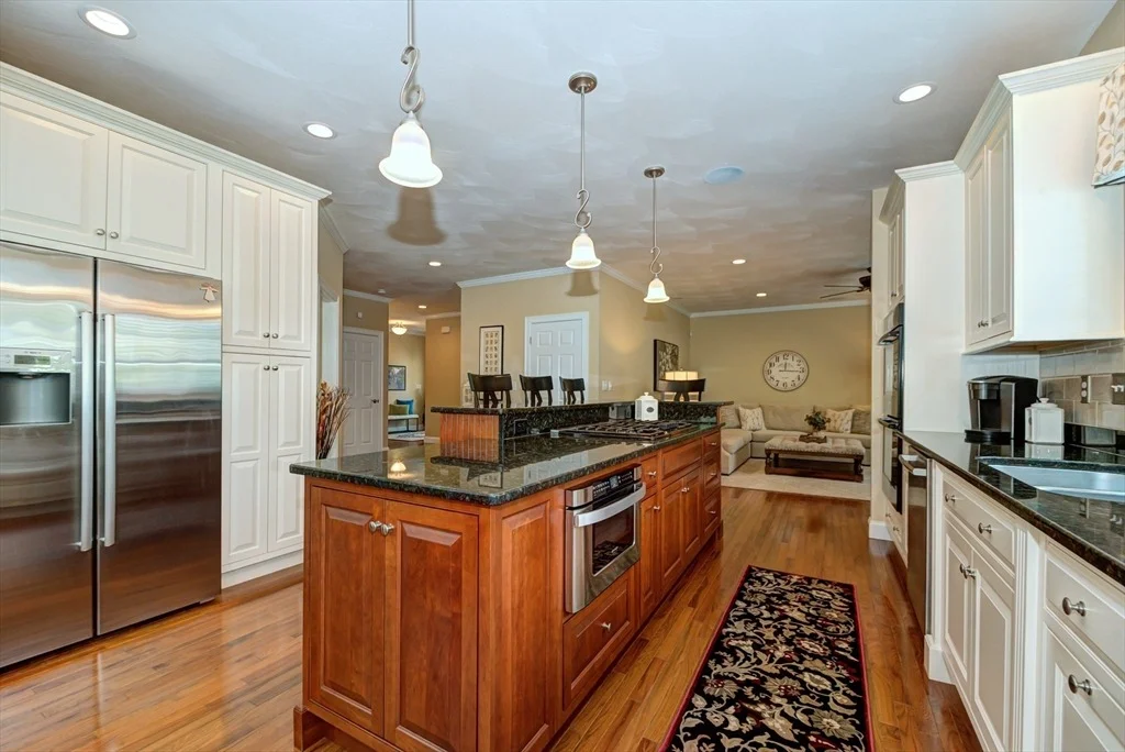 Photo of Unit 10 at 10 Dunrobin Cir