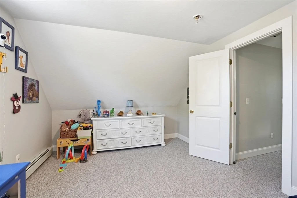 Photo of 72 Pembroke Ave