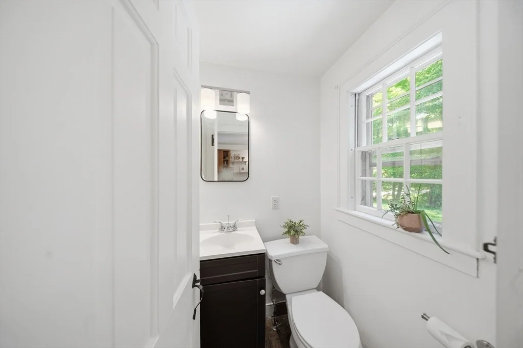 Photo of 46 Willard Rd
