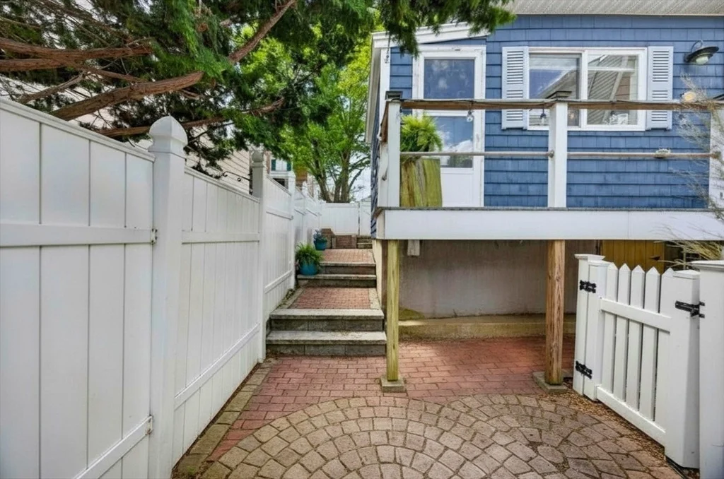 Photo of 22 Sherman Ave