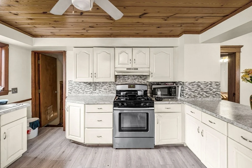 Photo of 17 Oak St