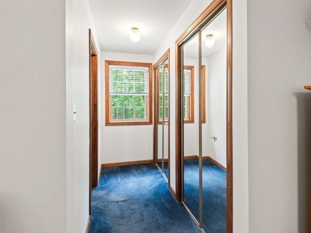 Photo of 3 Oakwood Dr