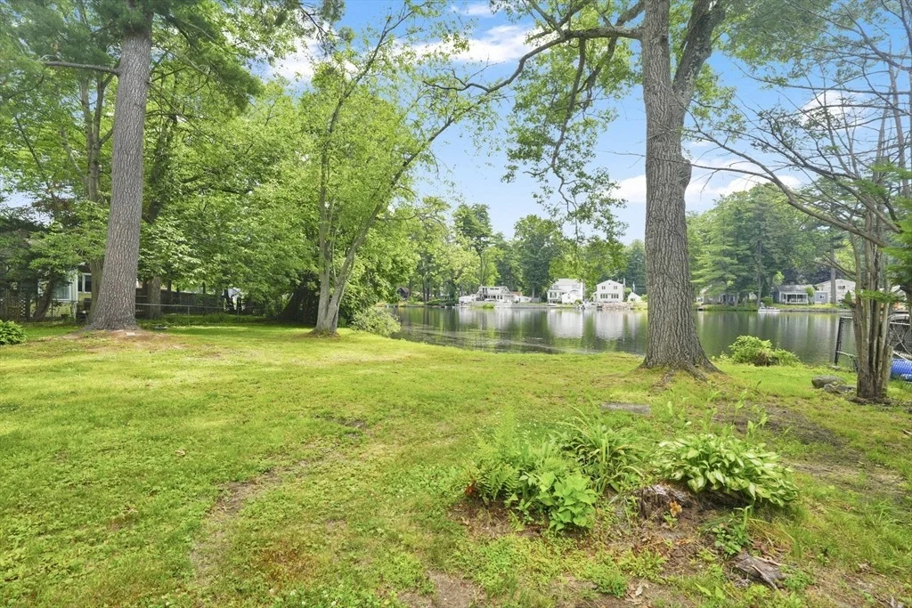 Photo of 42 Wheeler Dr