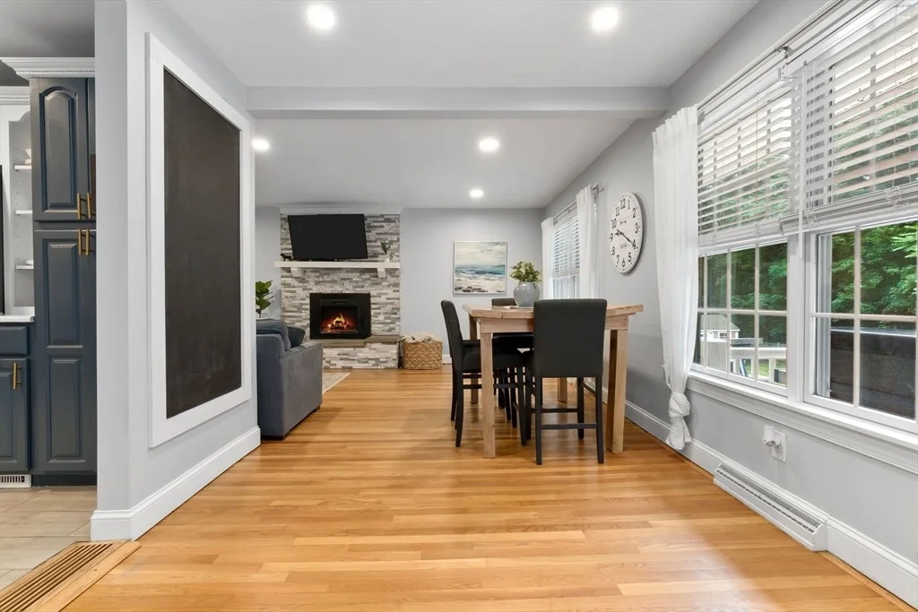 Photo of 55 Old Ferry Rd