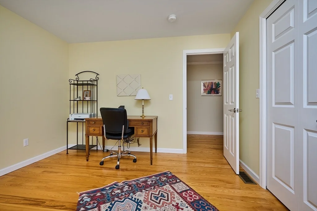 Photo of 420 Hadley Rd
