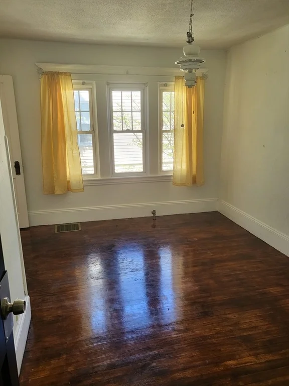 Photo of 19 Greenbrier St