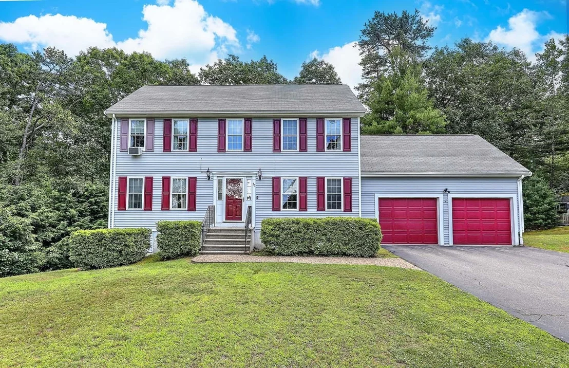 Photo of 30 Pine Warbler Way