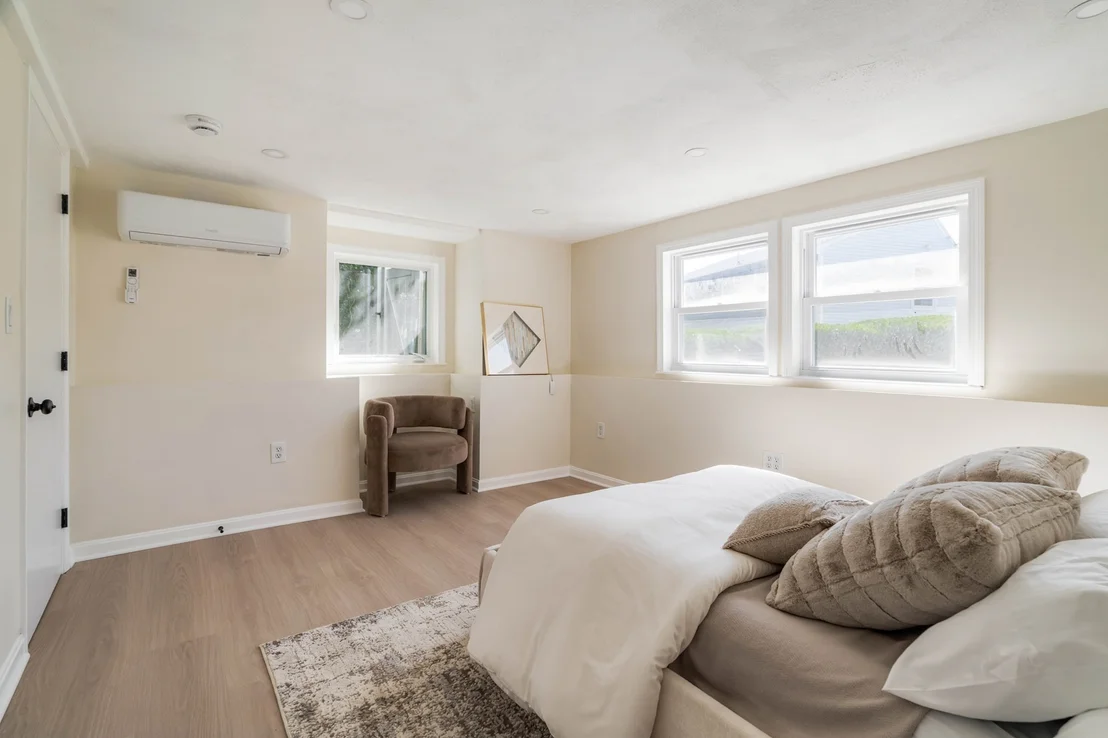 Photo of 35 Alison Way