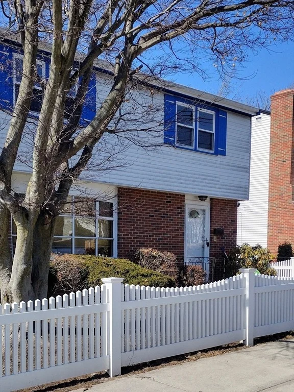 Photo of 89 Clare Ave