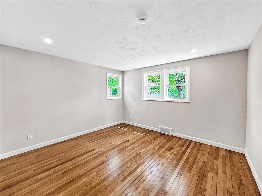 Photo of 6 Anthony Rd