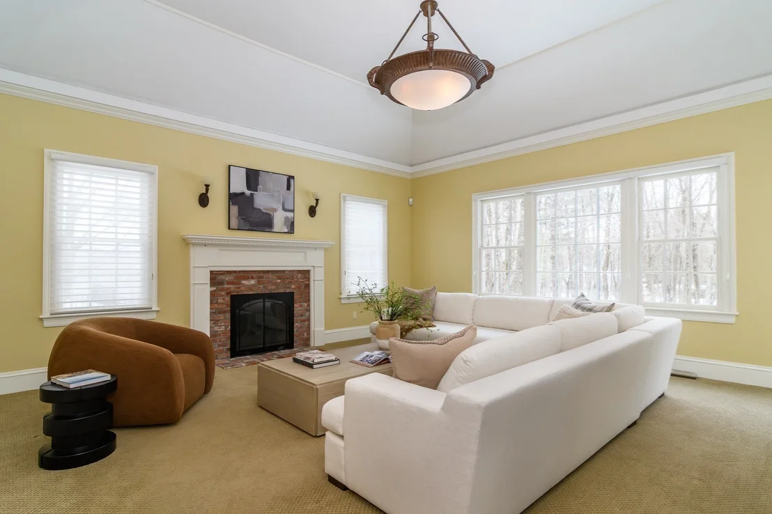 Photo of 19 Skyview Lane