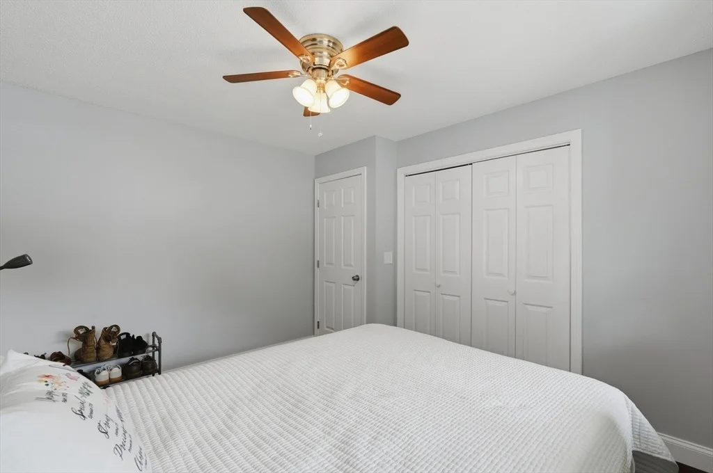 Photo of 134 Hathaway Commons Rd