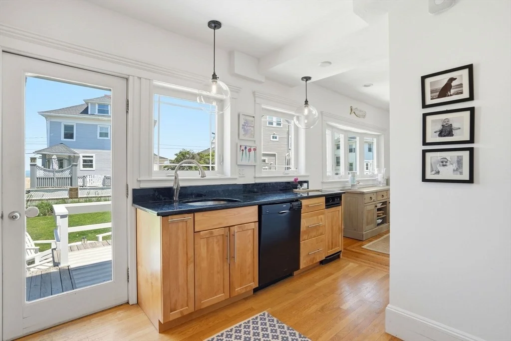 Photo of 26 Manomet Ave