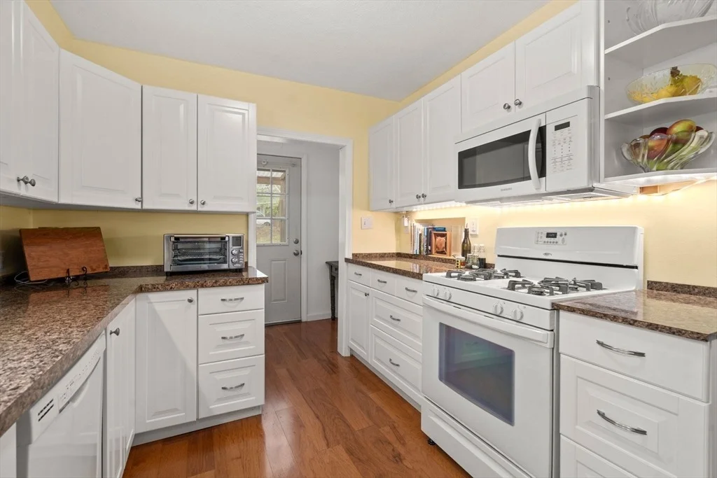 Photo of 30 Stonebridge Rd