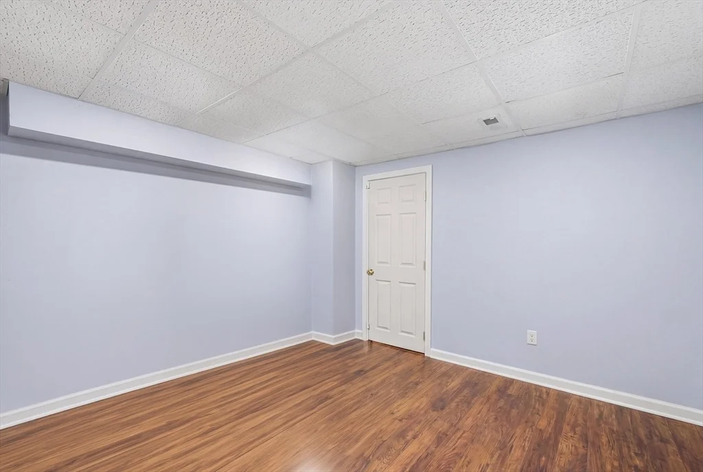 Photo of 11 Eileen Avenue