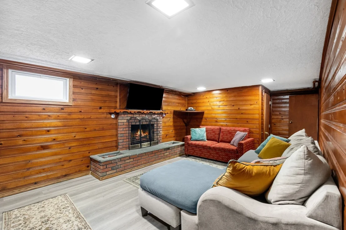 Photo of 247 Channing Rd