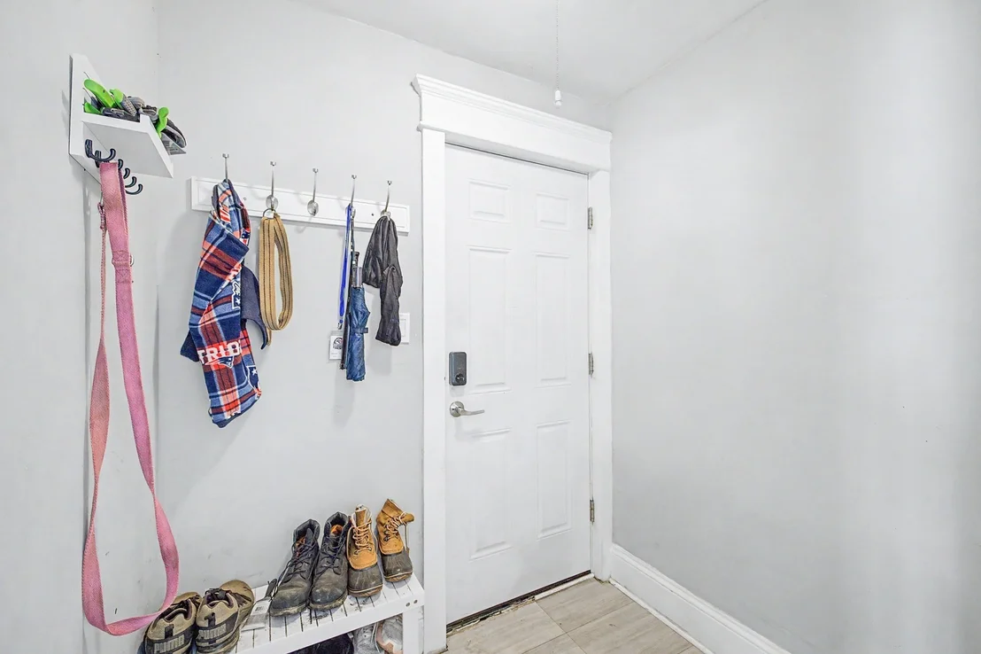 Photo of 419 Hillside Ave