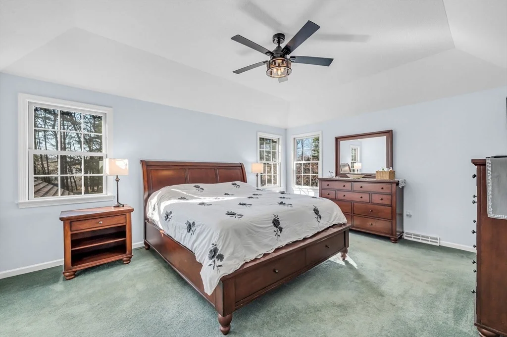 Photo of 171 Munger Hill Rd