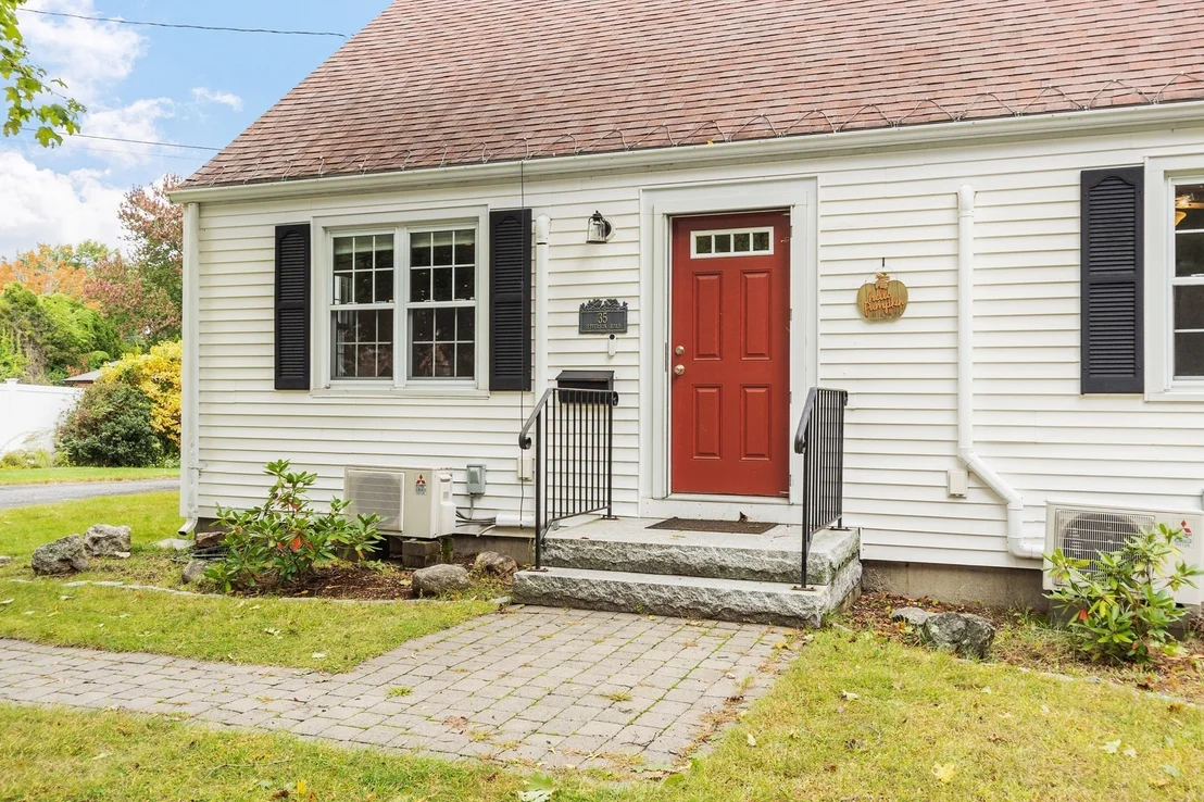 Photo of 35 Jefferson Road