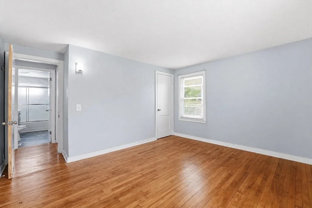 Photo of 54 Shaw Park Ave