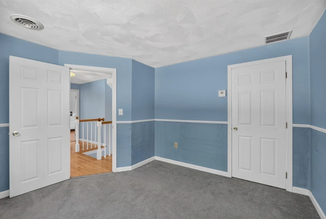 Photo of 6 Paddock Lane