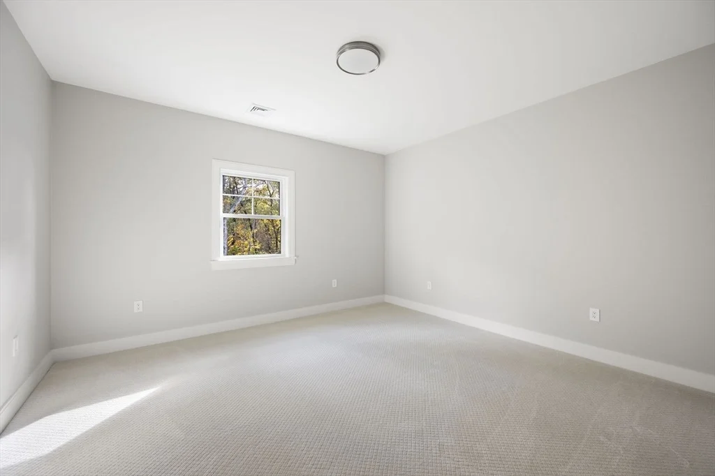 Photo of 15 Payson Ave