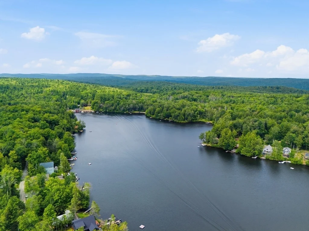 Photo of 279 Old Pond Rd